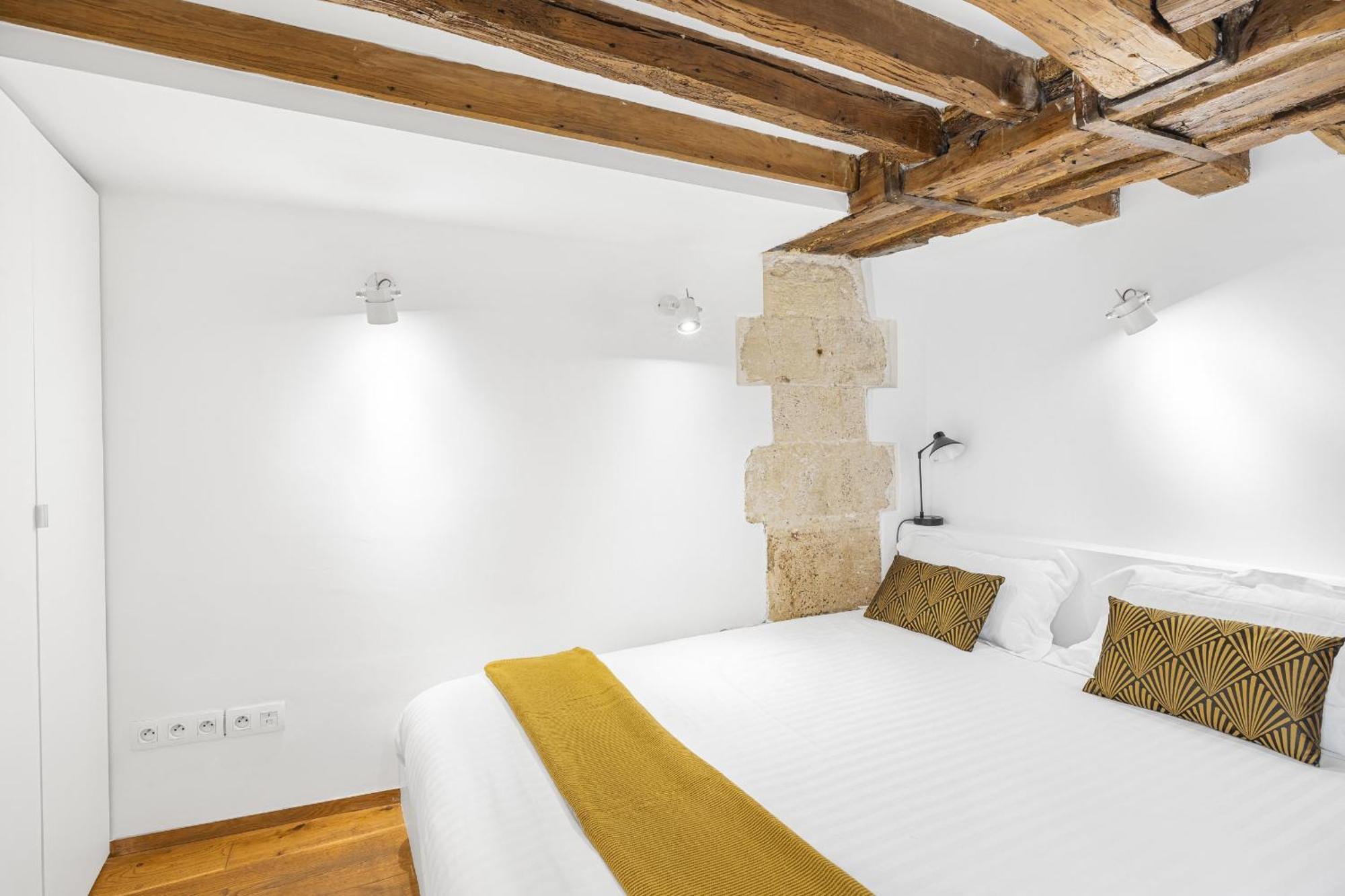 Caprice Amour Apartment Paris Bagian luar foto