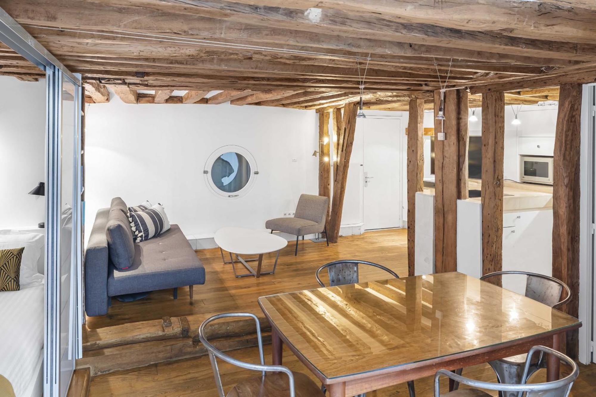 Caprice Amour Apartment Paris Bagian luar foto